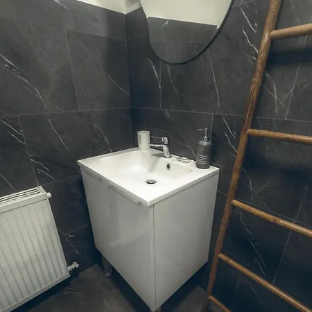 Lava Apartment Poitiers